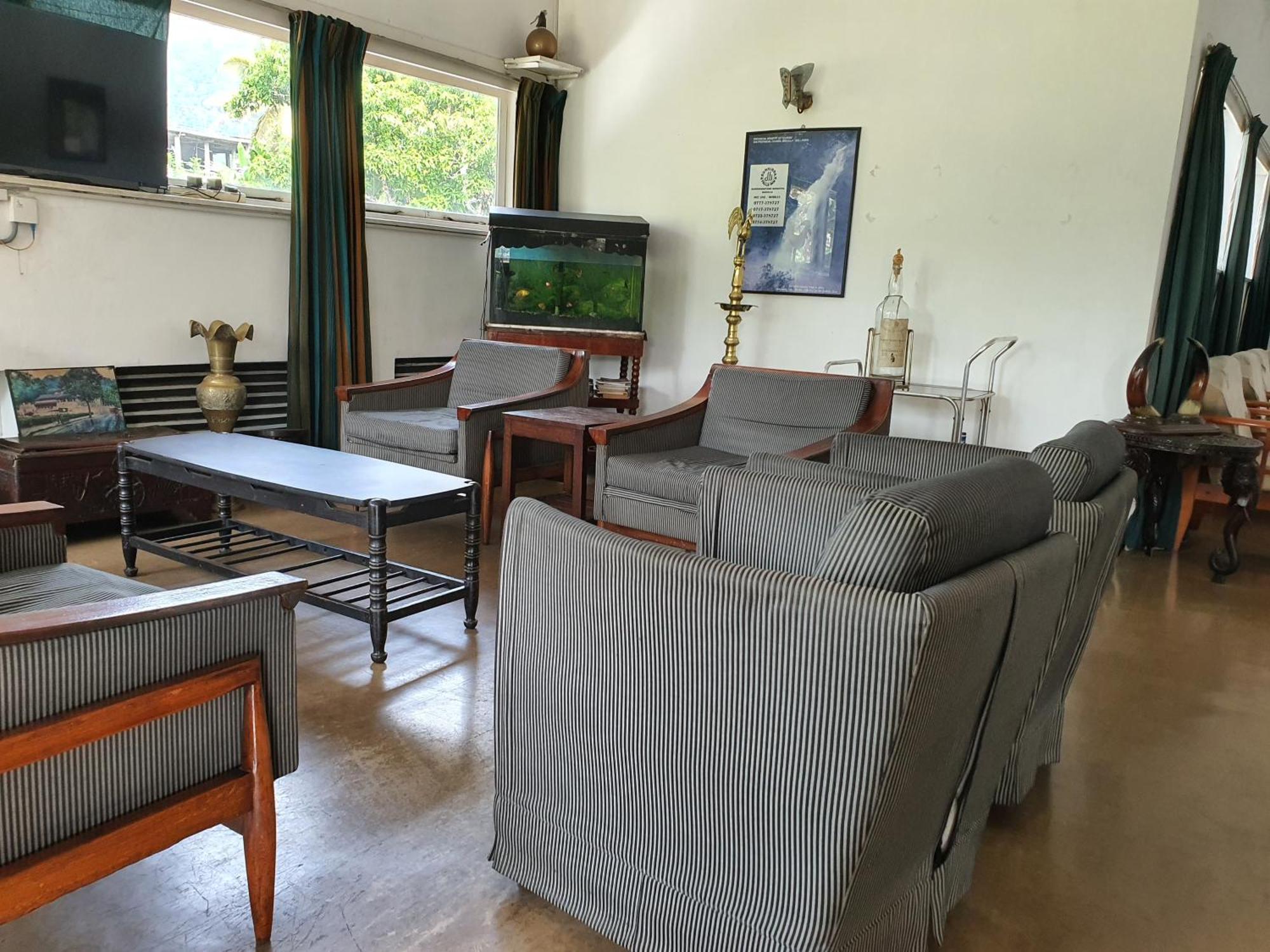 Dunhinda Falls Inn Бадула Екстериор снимка